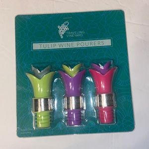 Tulip 🌷 Wine 🍷 pourers new in package